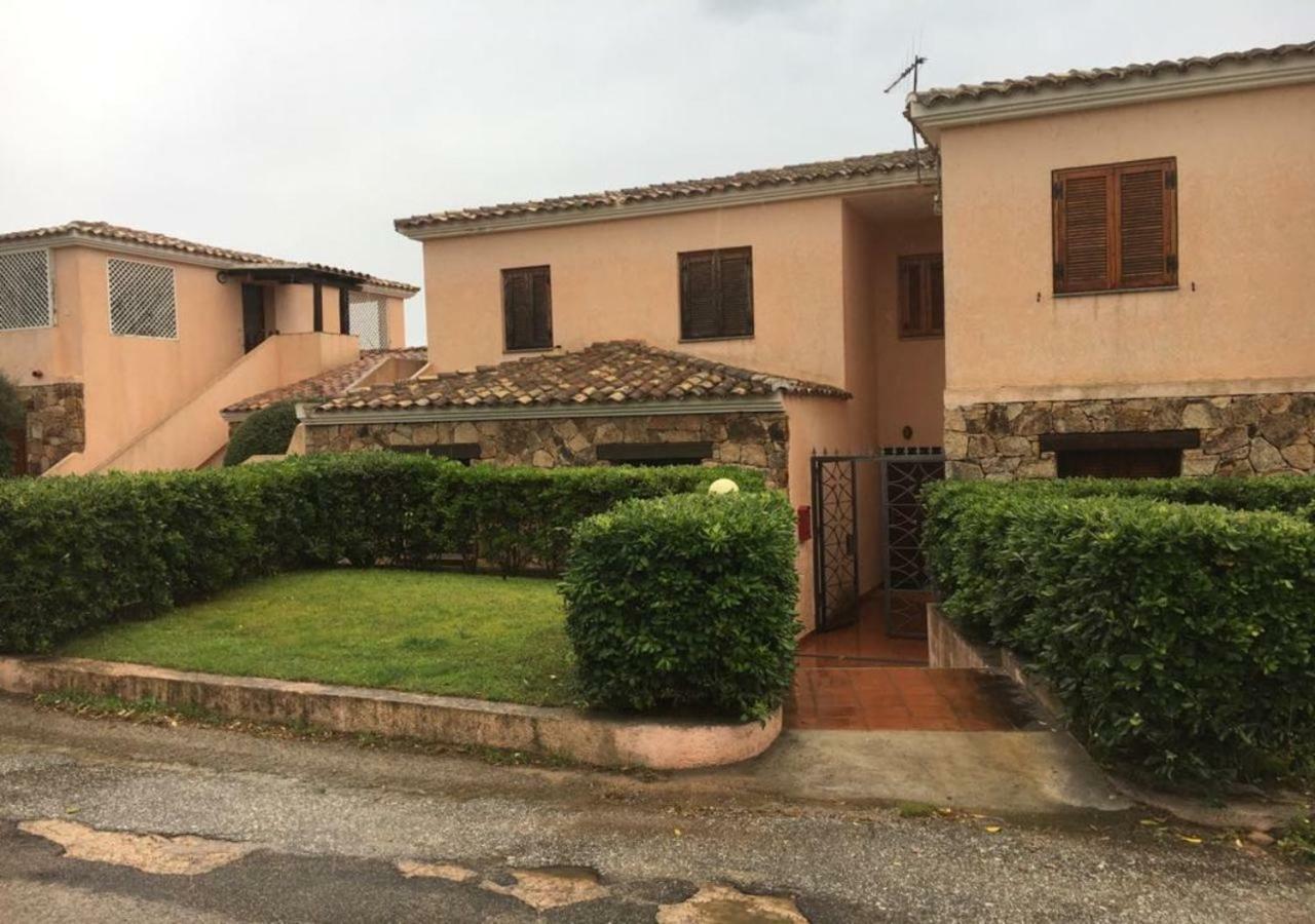 Casa Asparagi San Teodoro  Exteriör bild