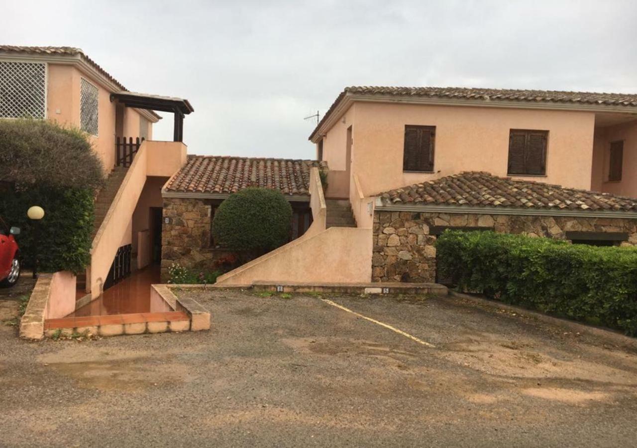 Casa Asparagi San Teodoro  Exteriör bild